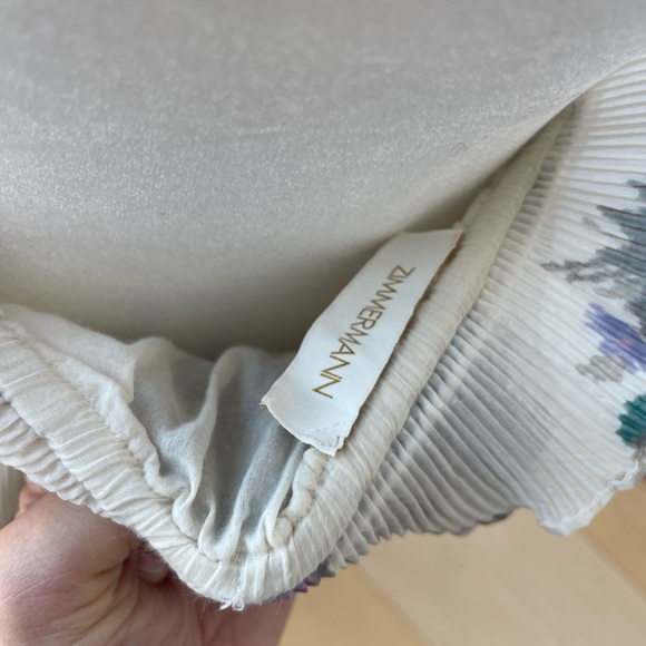 Zimmermann - Picture 10 of 16